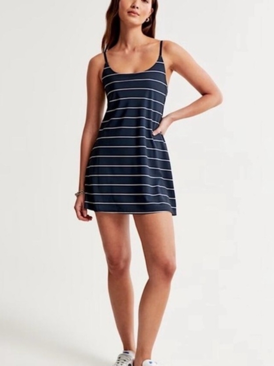 Abercrombie & Fitch Dresses & Skirts - Abercrombie & Fitch Active Traveler Dress Navy Blue Striped Mini Dress